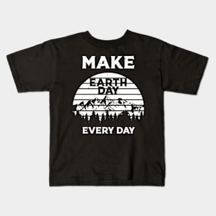 Eh Day Everyday Green Eh Kids T-Shirt